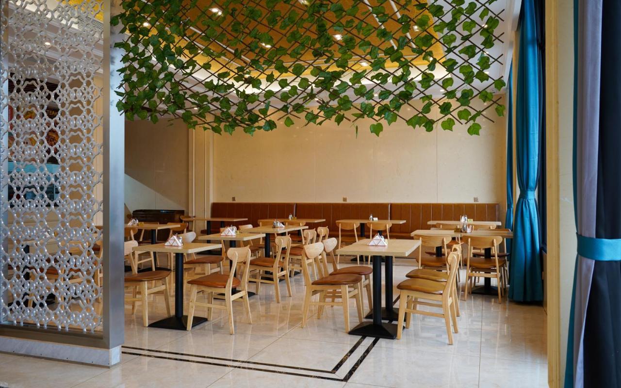 G.C Royal Hotel 아크라 외부 사진